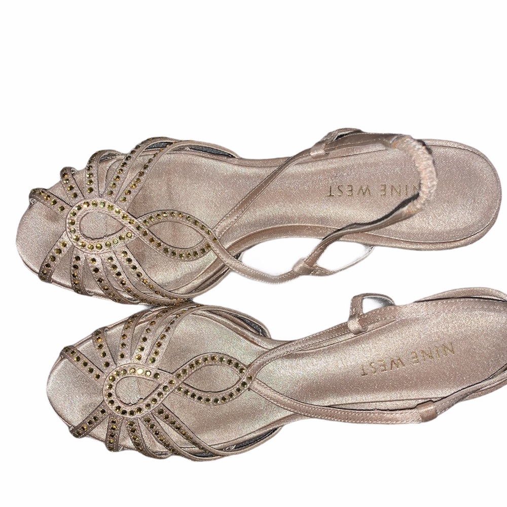 Nine West heels 5 1/2 gold glam